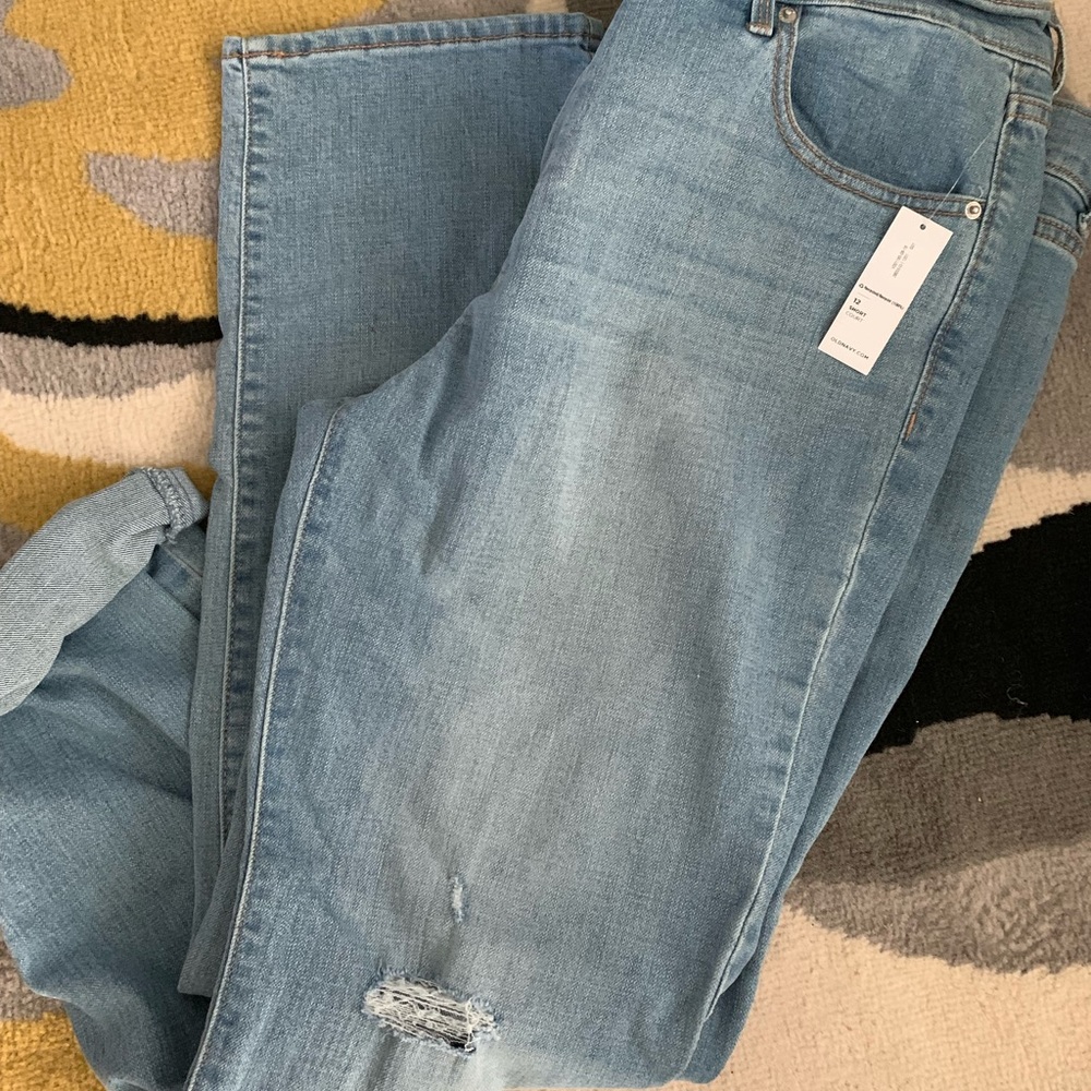 New old navy boyfriend jeans 12 short